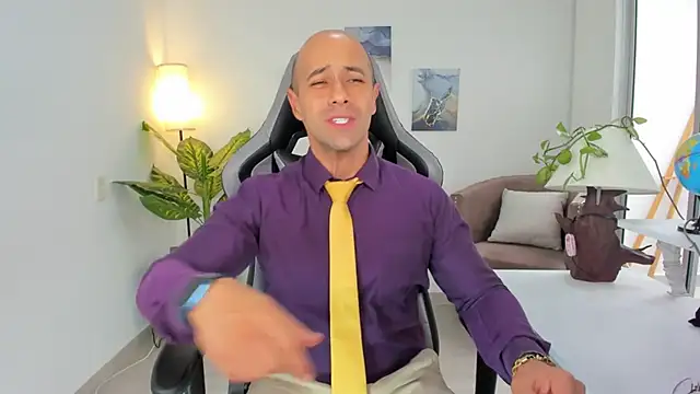 Snapshot of ryan_master_ chatting on December 24, 4:30 pm ryan master online show from December 24, 4:30 pm