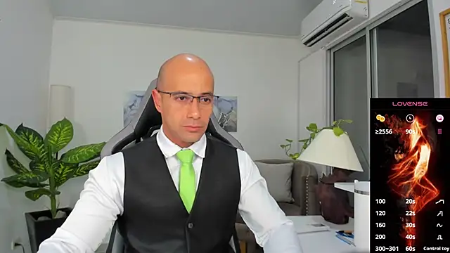 Snapshot of ryan_master_ chatting on January 3, 9:15 am ryan master online show from January 3, 9:15 am