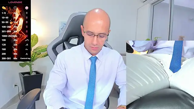 Snapshot of ryan_master_ chatting on January 4, 12:16 pm ryan master online show from January 4, 12:16 pm