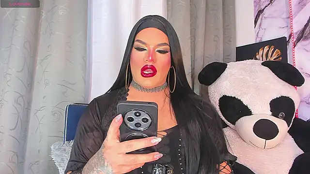 Snapshot of Missisabella_ chatting on June 14, 9:06 pm Missisabella online show from June 14, 9:06 pm