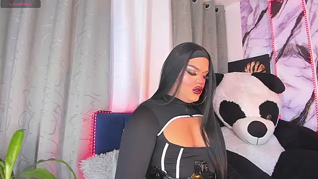 Snapshot of Missisabella_ chatting on June 26, 12:26 am Missisabella online show from June 26, 12:26 am