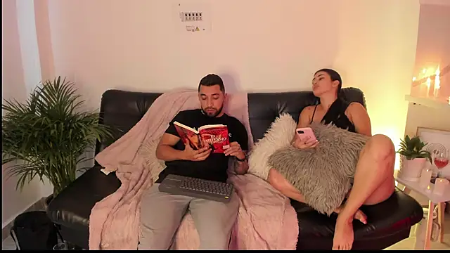 Sweet and caramel online show from January 22, 8:49 pm