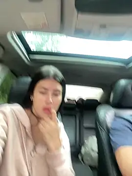 Sweet and caramel online show from February 4, 7:44 pm