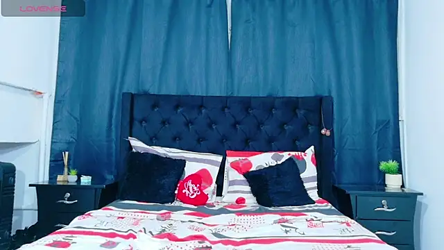 Beautifulkattia online show from April 6, 1:14 am