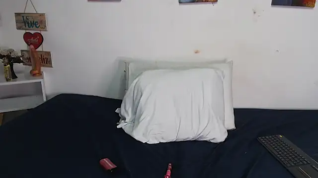 Snapshot of Ebony_Baby1 chatting on March 5, 10:54 pm Ebony Baby1 online show from March 5, 10:54 pm