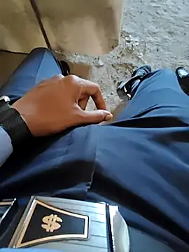 Snapshot of bananadick____ chatting on January 21, 8:52 am bananadick online show from January 21, 8:52 am