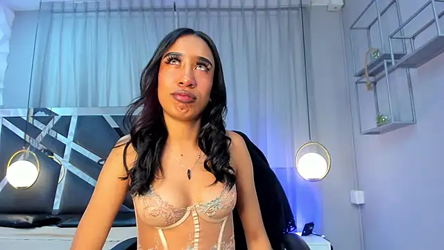 Snapshot of magic_dulce chatting on December 21, 3:58 am magic dulce online show from December 21, 3:58 am