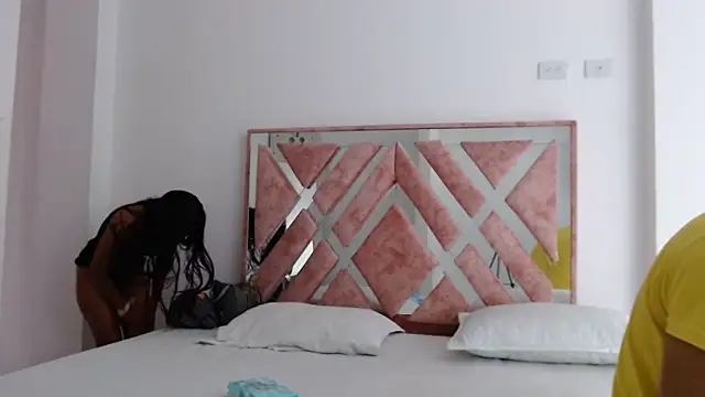 Snapshot of dream_fulfilled chatting on January 22, 3:29 pm dream fulfilled online show from January 22, 3:29 pm