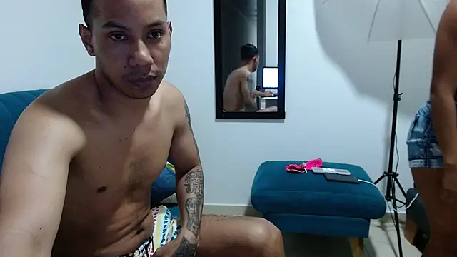 Snapshot of dream_fulfilled chatting on February 28, 3:15 am dream fulfilled online show from February 28, 3:15 am