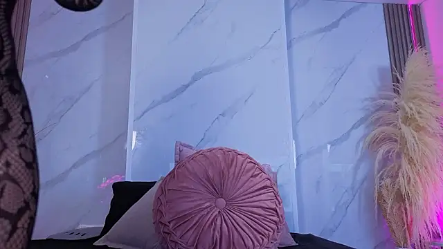 Chlooee   online show from February 19, 1:56 am