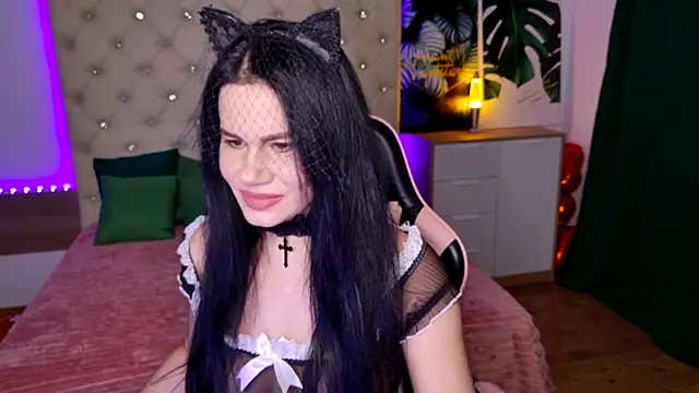 KattieSims online show from February 20, 1:14 am