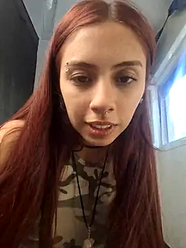 Snapshot of Jazmin-Cerezita chatting on October 5, 8:07 pm Jazmin-Cerezita online show from October 5, 8:07 pm