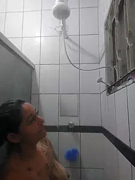 baixinhaloira online show from November 11, 2:22 am