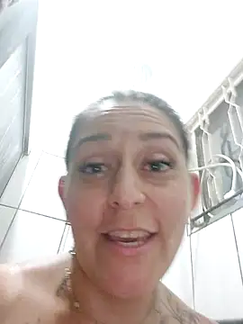 baixinhaloira online show from November 22, 11:48 pm