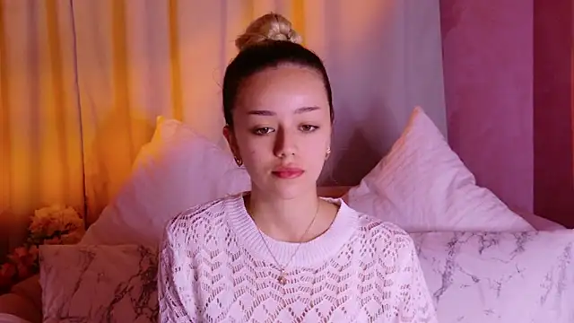 Snapshot of STELLA_RICH chatting on September 24, 9:40 pm STELLA RICH online show from September 24, 9:40 pm