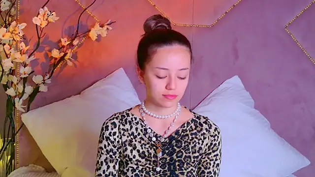 Snapshot of STELLA_RICH chatting on October 12, 9:36 pm STELLA RICH online show from October 12, 9:36 pm