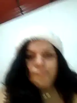 Snapshot of angelinakastro chatting on December 15, 4:29 am angelinakastro online show from December 15, 4:29 am