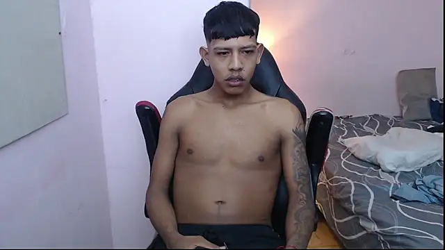 Snapshot of mr_stiven_ chatting on January 11, 5:31 am mr stiven online show from January 11, 5:31 am