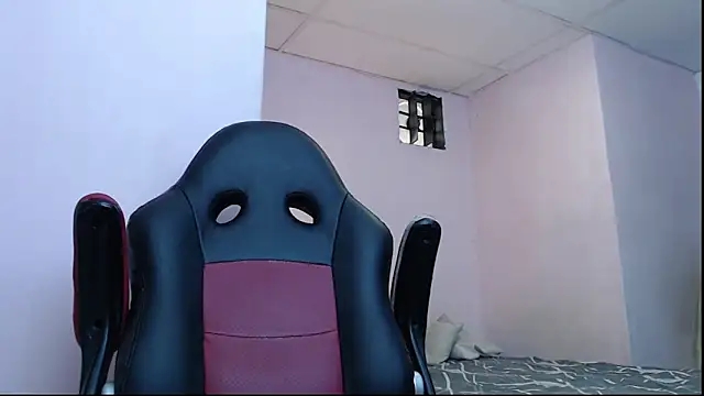 Snapshot of mr_stiven_ chatting on January 26, 2:03 am mr stiven online show from January 26, 2:03 am