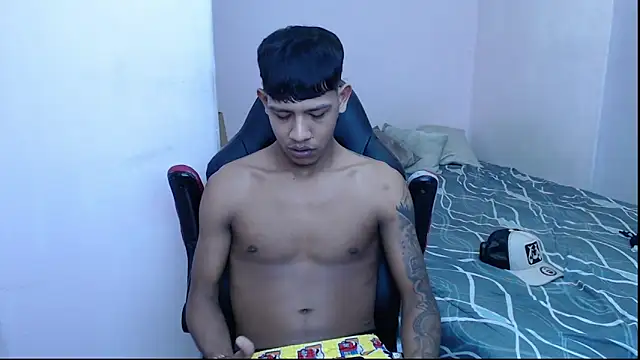 Snapshot of mr_stiven_ chatting on January 28, 6:16 am mr stiven online show from January 28, 6:16 am