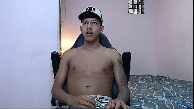 Snapshot of mr_stiven_ chatting on January 31, 6:24 am mr stiven online show from January 31, 6:24 am