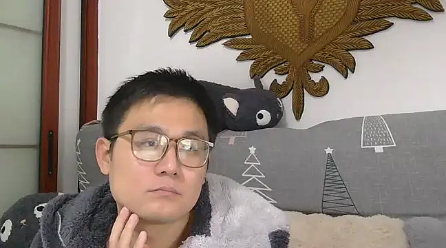 866532 online show from March 5, 6:01 am