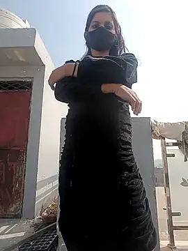 Snapshot of Aafreen_36 chatting on February 17, 6:09 am Aafreen 36 online show from February 17, 6:09 am