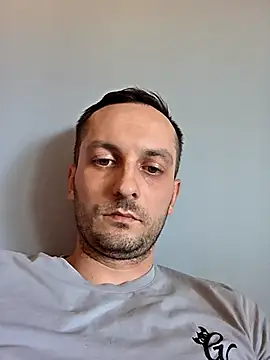 Snapshot of Kondzio chatting on May 4, 4:25 pm Kondzio online show from May 4, 4:25 pm
