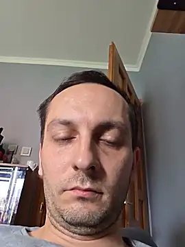 Snapshot of Kondzio chatting on June 5, 8:20 am Kondzio online show from June 5, 8:20 am