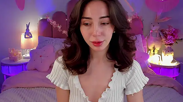 ElsaYoung online show from April 4, 7:22 pm