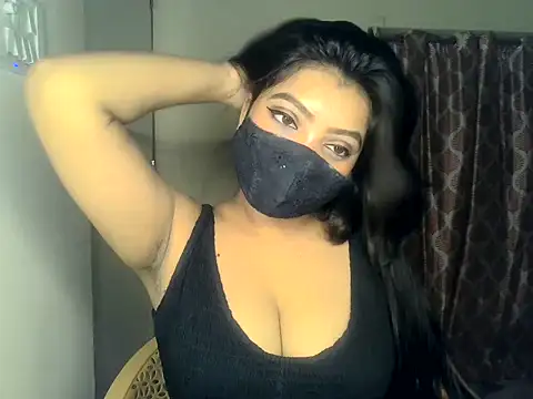 Snapshot of ishi_Beauty chatting on October 6, 7:06 am ishi Beauty online show from October 6, 7:06 am