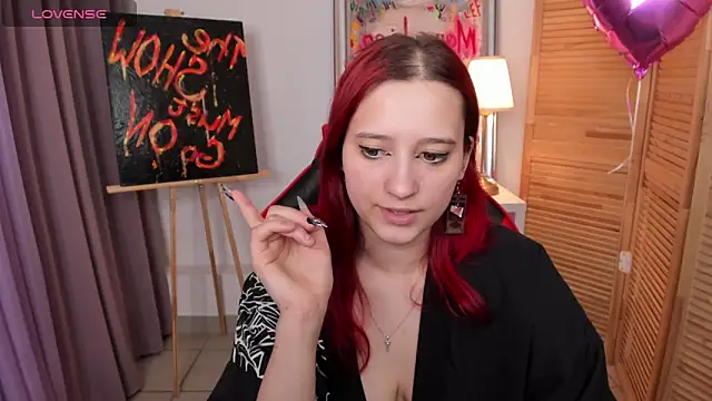 RachelPirce online show from March 8, 2:40 pm