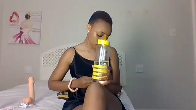 Snapshot of NishA-022 chatting on January 11, 9:25 pm NishA-022 online show from January 11, 9:25 pm