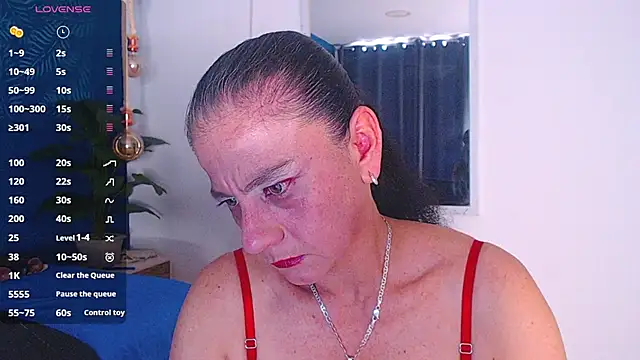 sasi luna online show from November 5, 2:50 pm