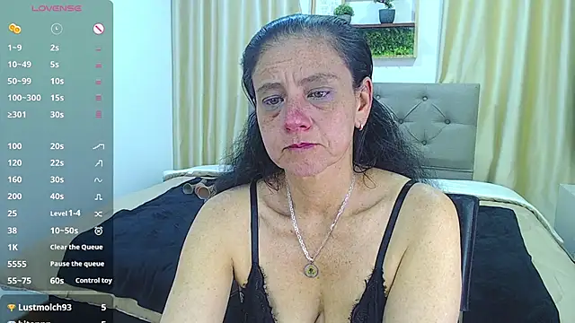 sasi luna online show from November 23, 4:45 am