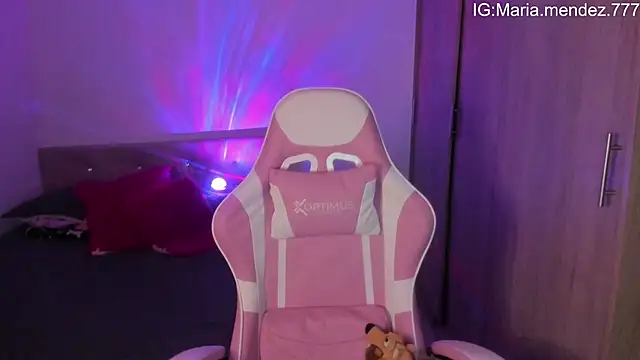 maria mendez  online show from March 14, 4:43 am