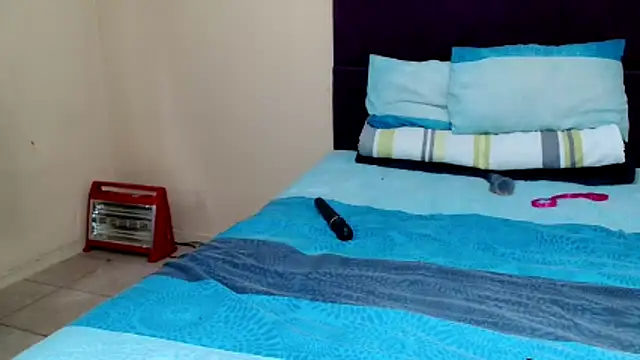 Snapshot of Bbw255 chatting on February 12, 2:34 pm Bbw255 online show from February 12, 2:34 pm