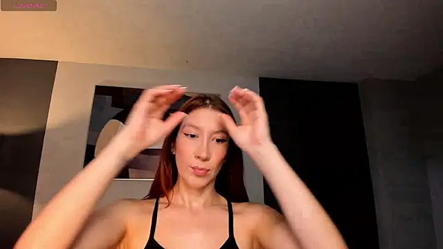 MiaFarrell  online show from February 15, 11:17 am