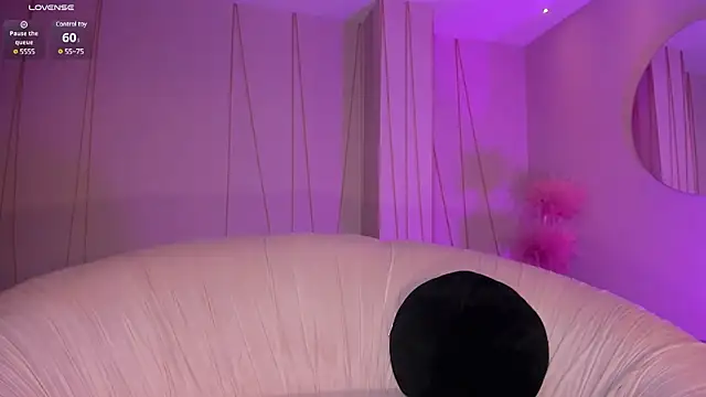 BellaCarteer  online show from February 4, 5:55 pm