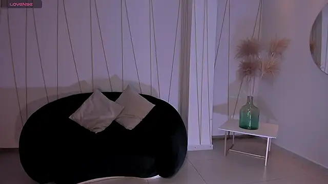 BellaCarteer  online show from March 22, 6:22 pm