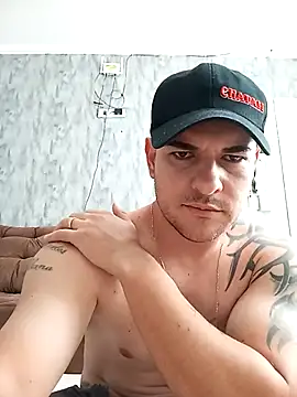 Snapshot of sigma358 chatting on February 8, 7:59 pm sigma358 online show from February 8, 7:59 pm