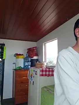 1418edwar online show from February 21, 7:59 pm