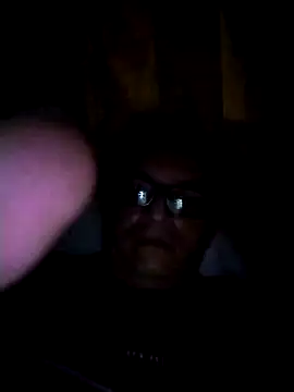 Snapshot of Bombi22 chatting on January 9, 6:06 am Bombi22 online show from January 9, 6:06 am