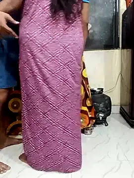 Snapshot of _Hot-Couple chatting on March 3, 8:11 pm Hot-Couple online show from March 3, 8:11 pm