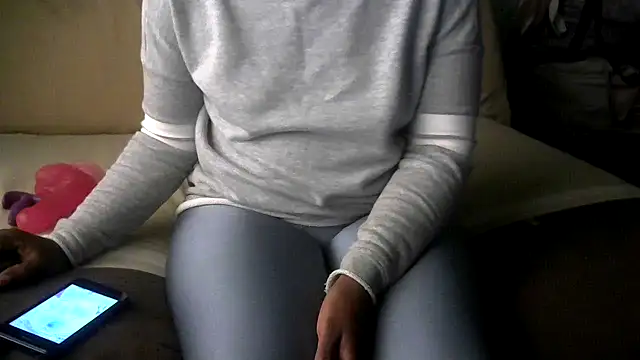 NicoleBitch87 online show from March 20, 6:19 am