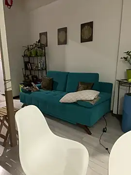 mi michelle online show from January 7, 10:30 pm