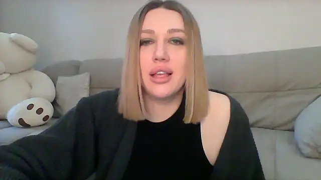 Snapshot of VickyLove047 chatting on February 18, 7:43 am VickyLove047 online show from February 18, 7:43 am