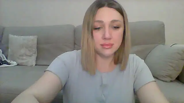 Snapshot of VickyLove047 chatting on March 13, 7:39 pm VickyLove047 online show from March 13, 7:39 pm