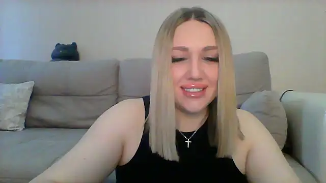 Snapshot of VickyLove047 chatting on September 11, 5:29 am VickyLove047 online show from September 11, 5:29 am