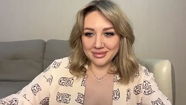 Snapshot of VickyLove047 chatting on May 17, 8:12 am VickyLove047 online show from May 17, 8:12 am